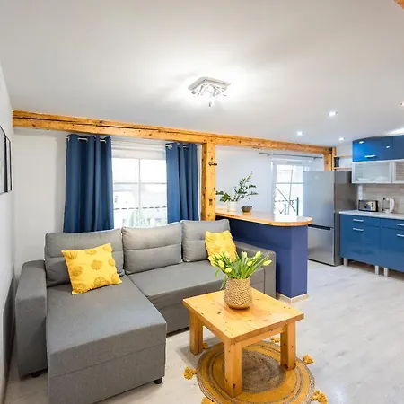 Przy Muzeum, Myweek Apartment